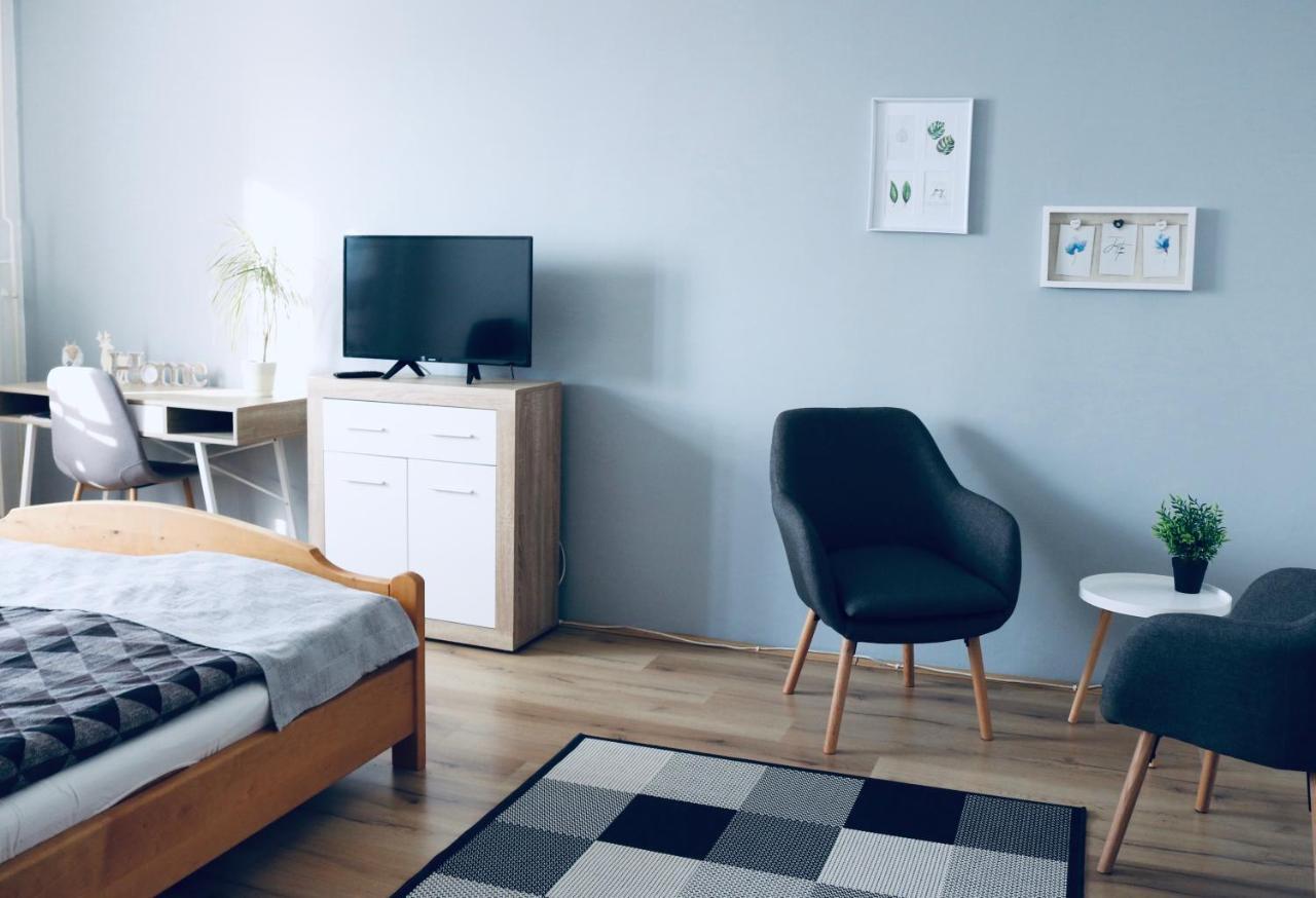 Levendula Apartman Pécs Exterior foto